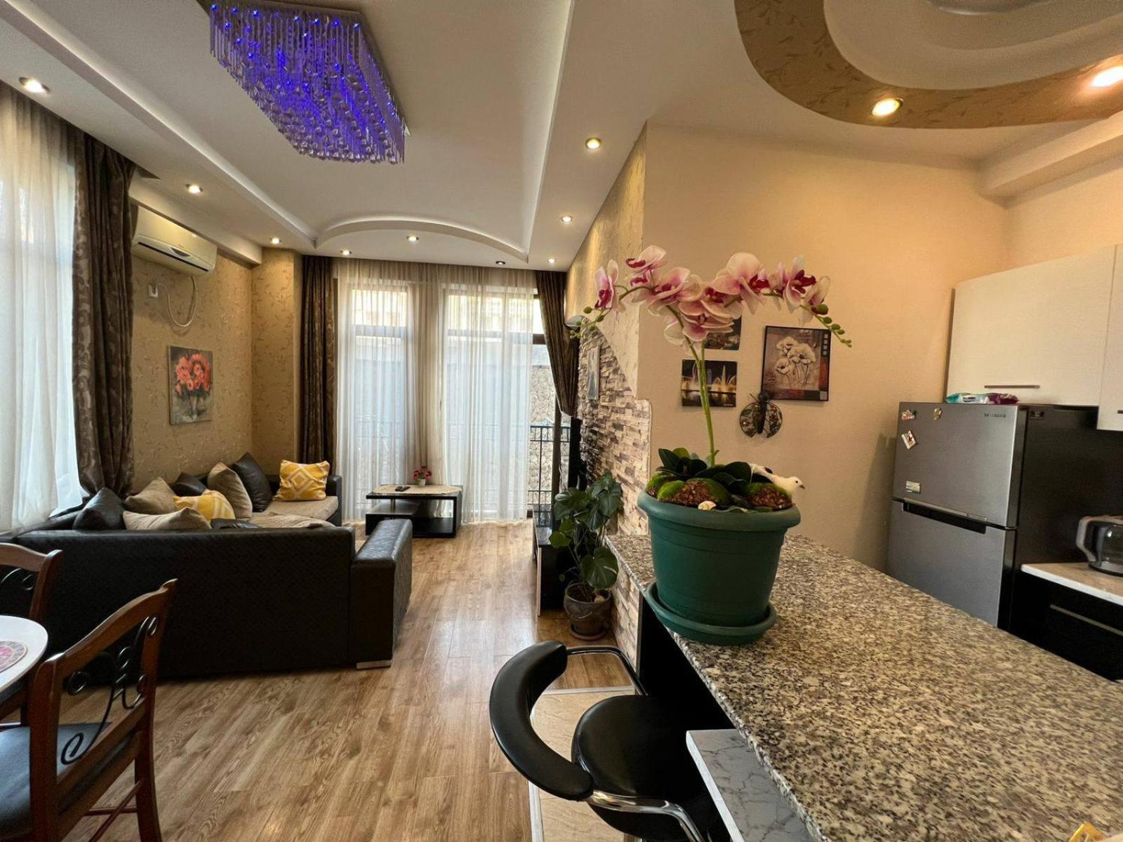 Cozy Apartment In The City Center Mtatsminda Tbilisi Zewnętrze zdjęcie